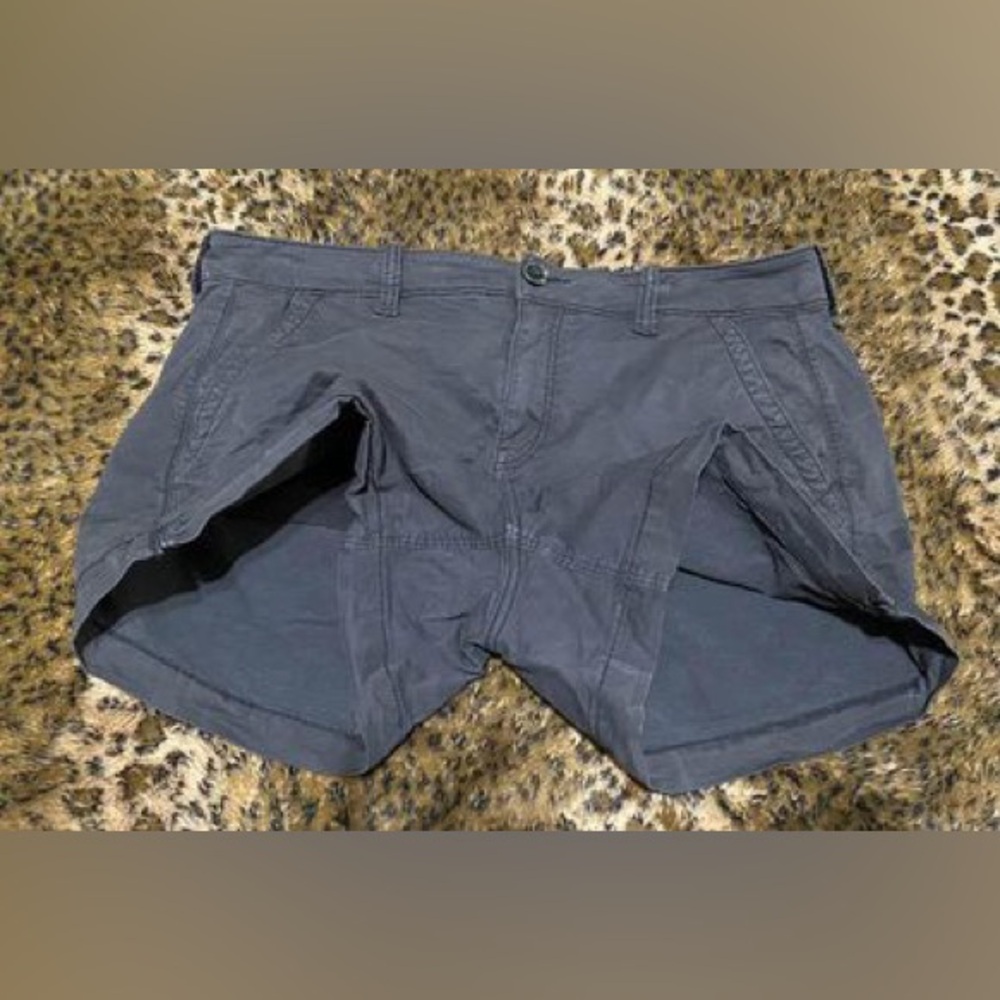Size 10 Great Conditon Black American Eagle Midi shorts Mid waist NO FLAWS CUTE - Picture 6 of 10